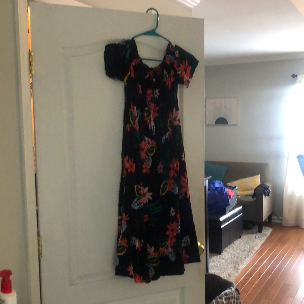 Old Navy dress